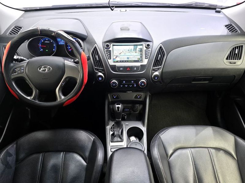 2015 Hyundai Tucson Diesel(e-VGT) 2WD Smart photo 7