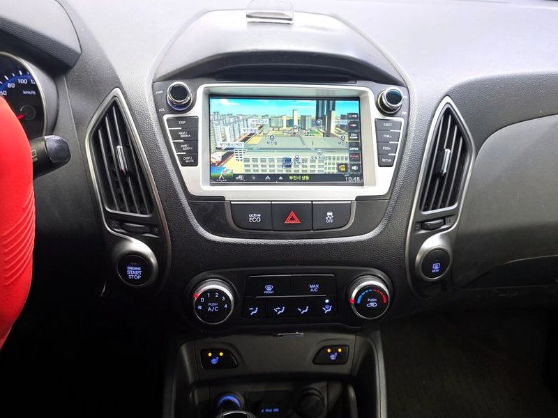 2015 Hyundai Tucson Diesel(e-VGT) 2WD Smart photo 14