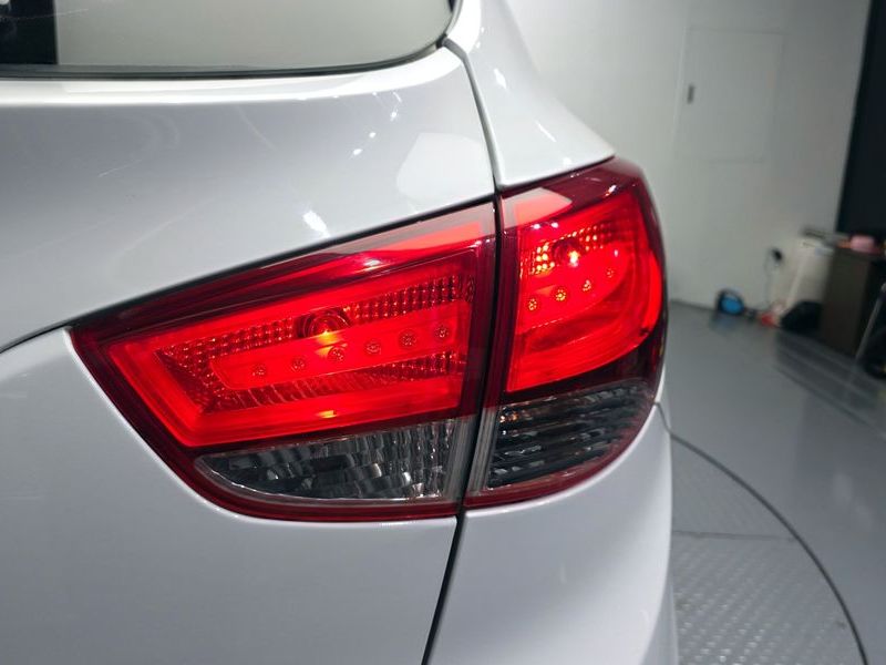 2015 Hyundai Tucson Diesel(e-VGT) 2WD Smart photo 23