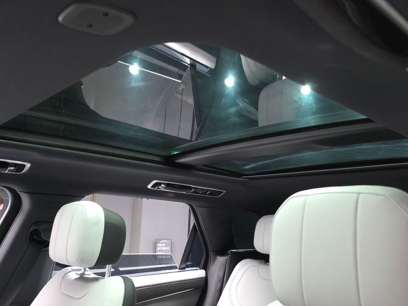 2023 Land Rover Range Rover Sport D300 HSE Dynamic photo 19