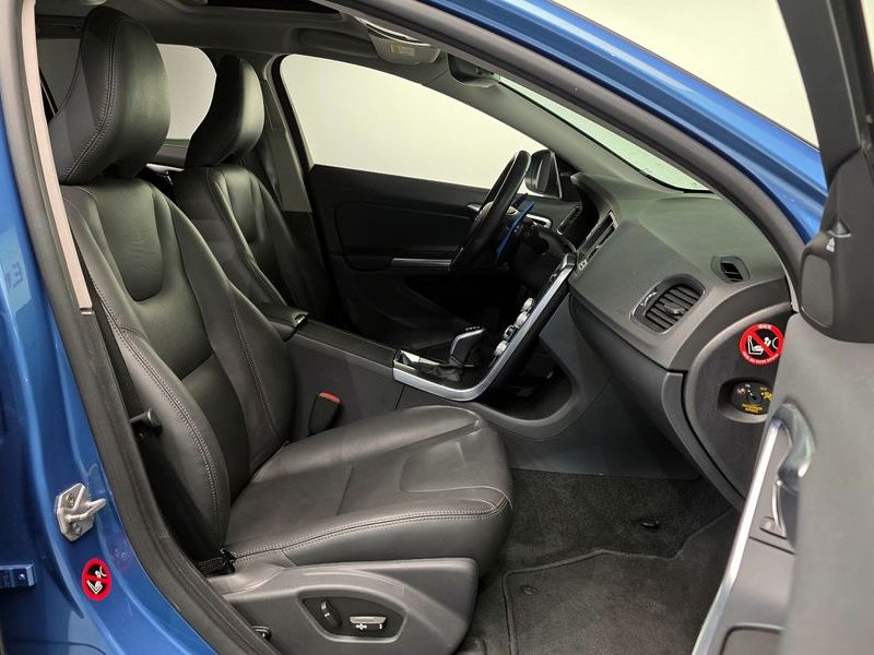 2015 Volvo V60 D2 1st photo 10