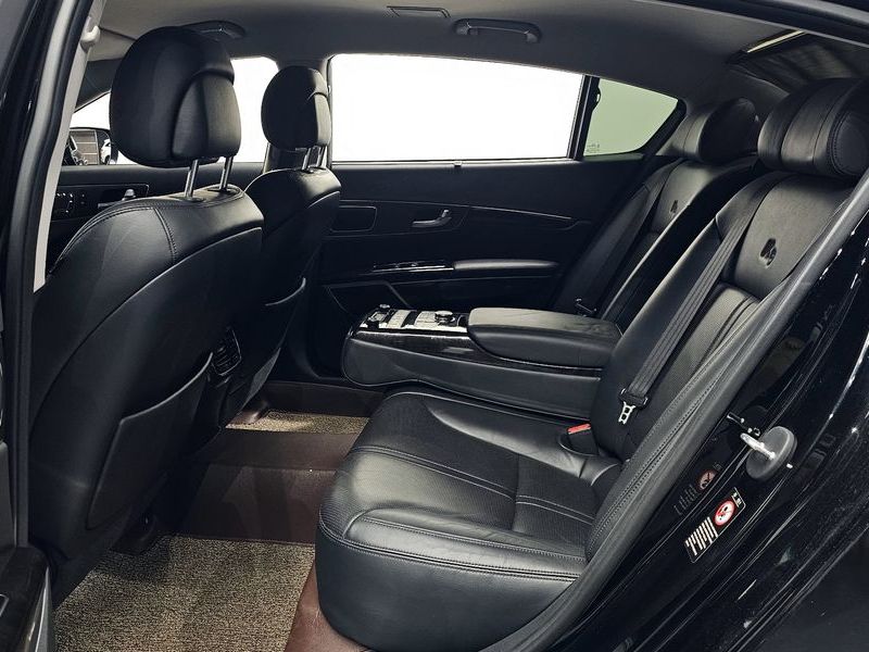 2014 Kia K9 3.3 GDI Executive photo 12