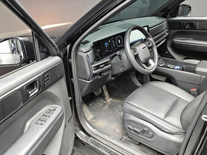 2024 Hyundai Santa Fe Gasoline 2.5T 4WD Calligraphy photo 12