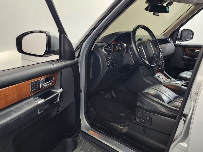 2015 Land Rover Discovery 3.0 SDV6 SE photo 10