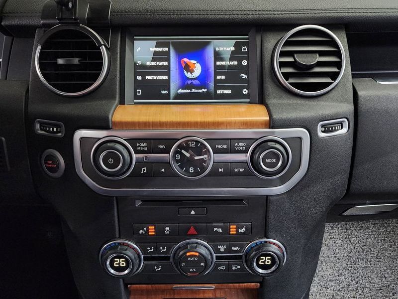 2015 Land Rover Discovery 3.0 SDV6 SE photo 13