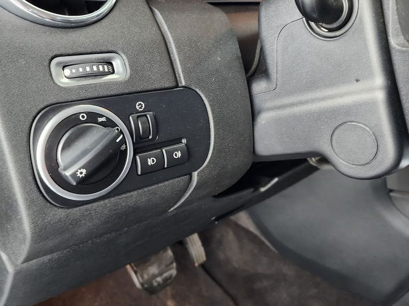 2015 Land Rover Discovery 3.0 SDV6 SE photo 20