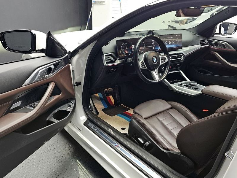 2024 BMW 4 Series 420i M Sport Coupe photo 10