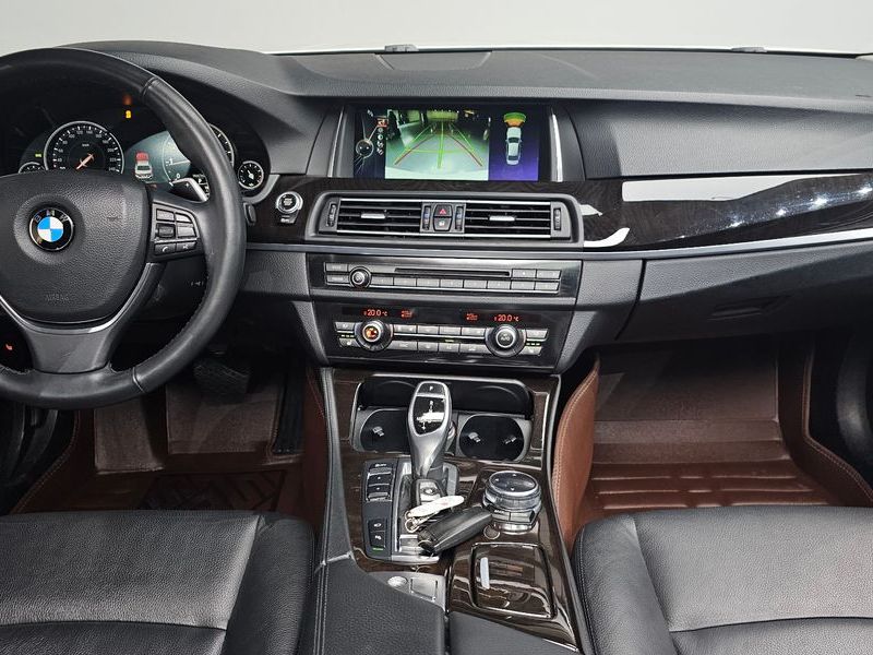 2014 BMW 5 Series 528i photo 7