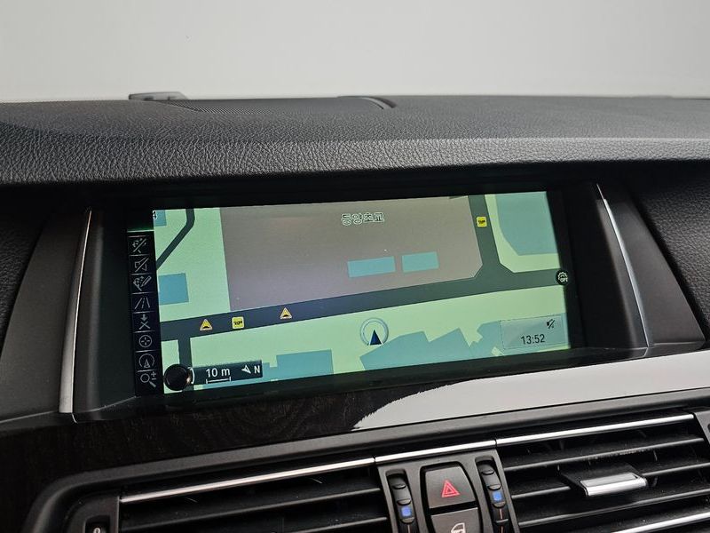 2014 BMW 5 Series 528i photo 15