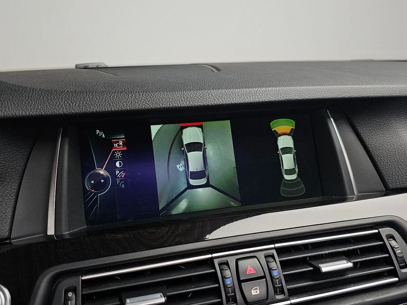 2014 BMW 5 Series 528i photo 16
