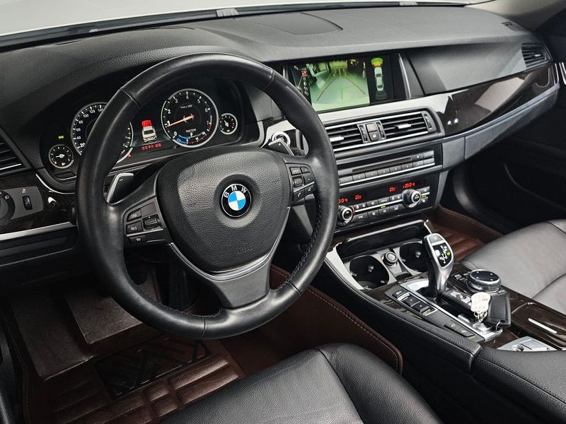 2014 BMW 5 Series 528i photo 28