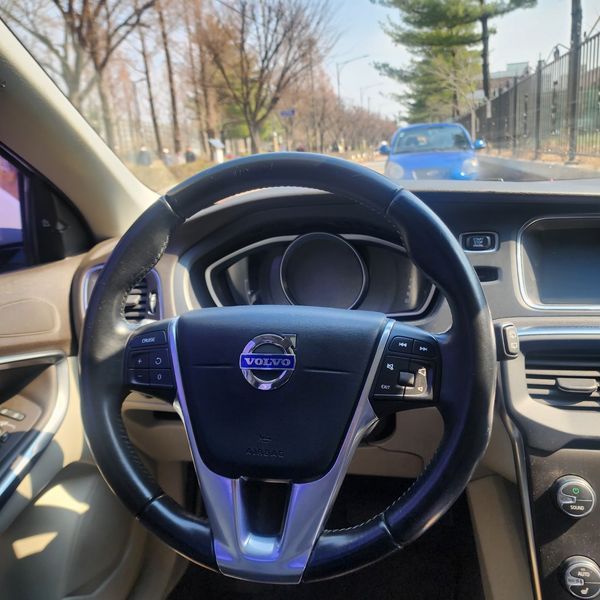 2014 Volvo V40 D4 2nd photo 15