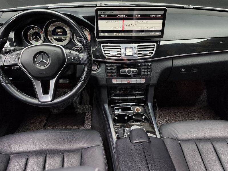 2014 Mercedes-Benz E-Class E220 CDI Avantgarde photo 7