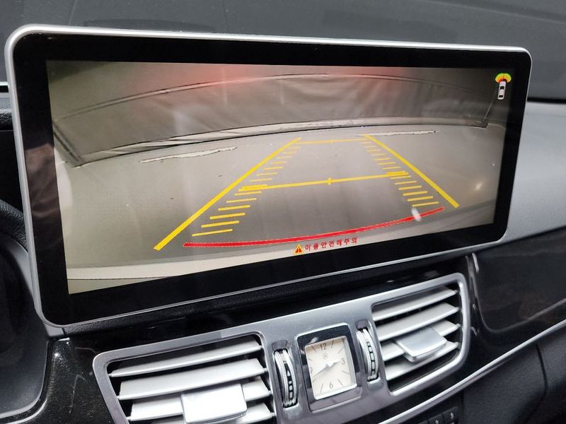 2014 Mercedes-Benz E-Class E220 CDI Avantgarde photo 14