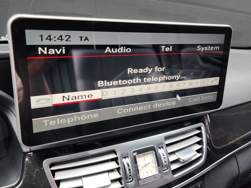 2014 Mercedes-Benz E-Class E220 CDI Avantgarde photo 15