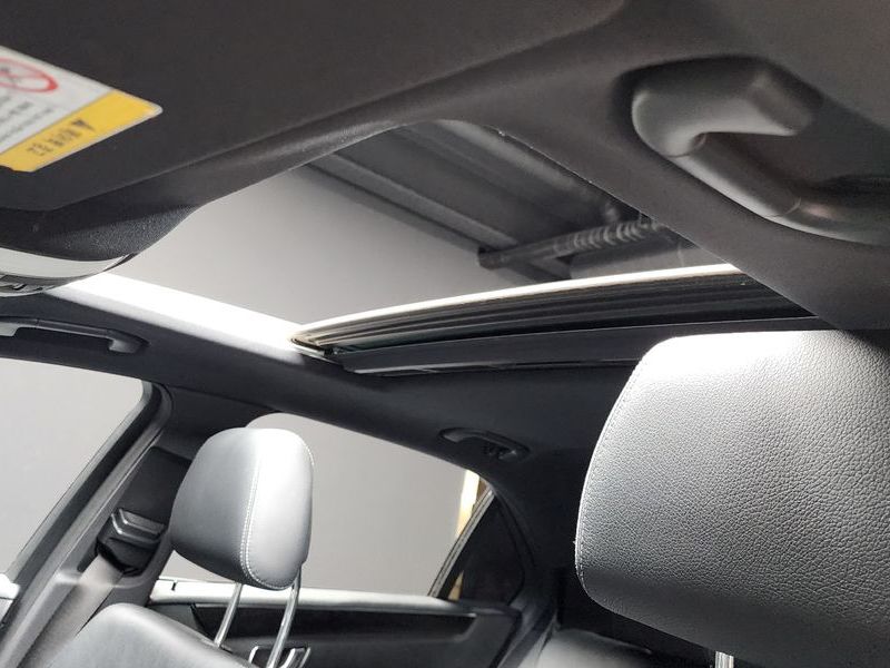 2014 Mercedes-Benz E-Class E220 CDI Avantgarde photo 17