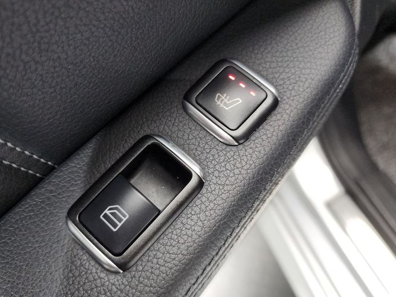 2014 Mercedes-Benz E-Class E220 CDI Avantgarde photo 20