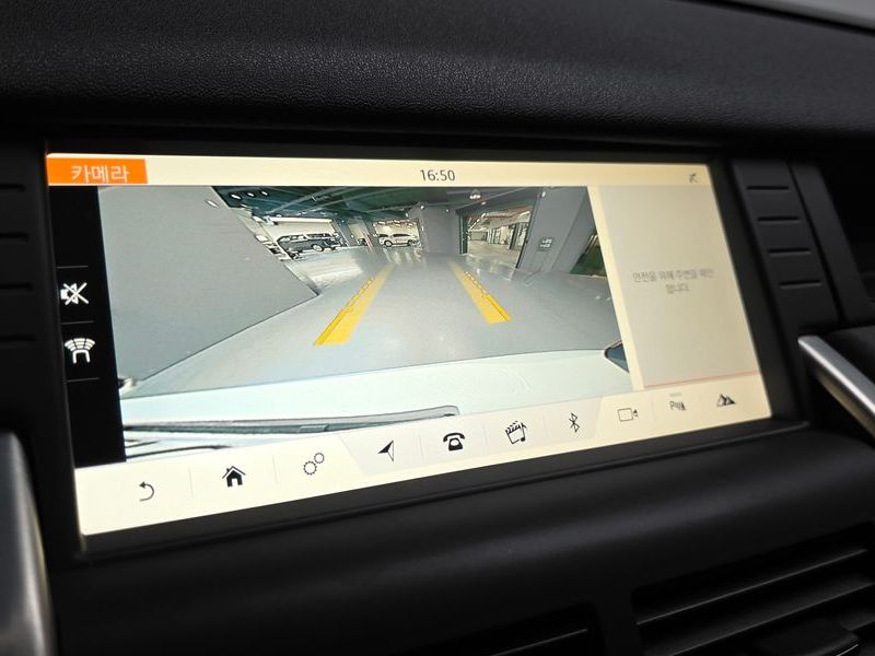 2019 Land Rover Discovery Sport 2.0 TD4 SE (150PS) photo 14