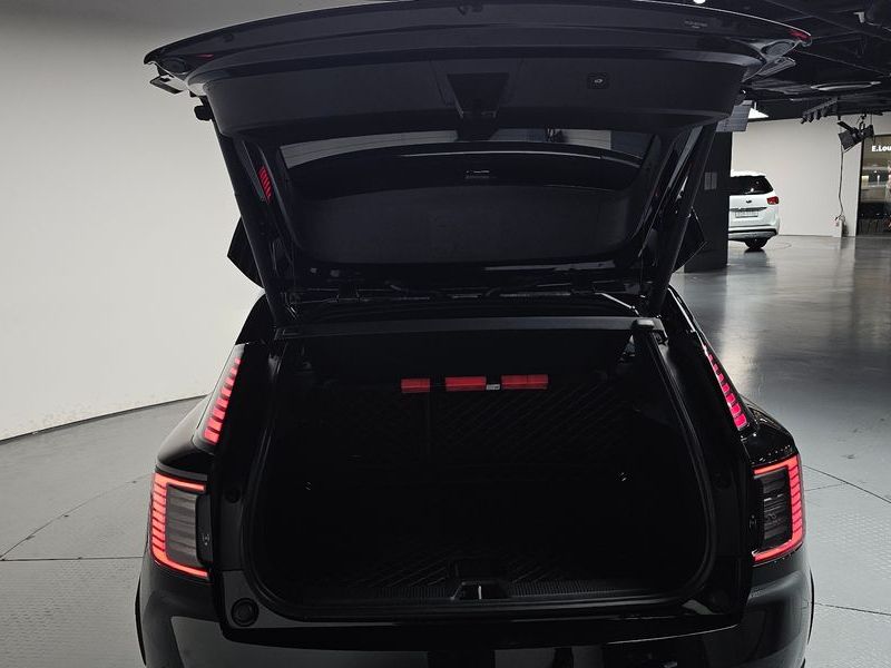 2025 Volvo EX30 Ultra photo 20