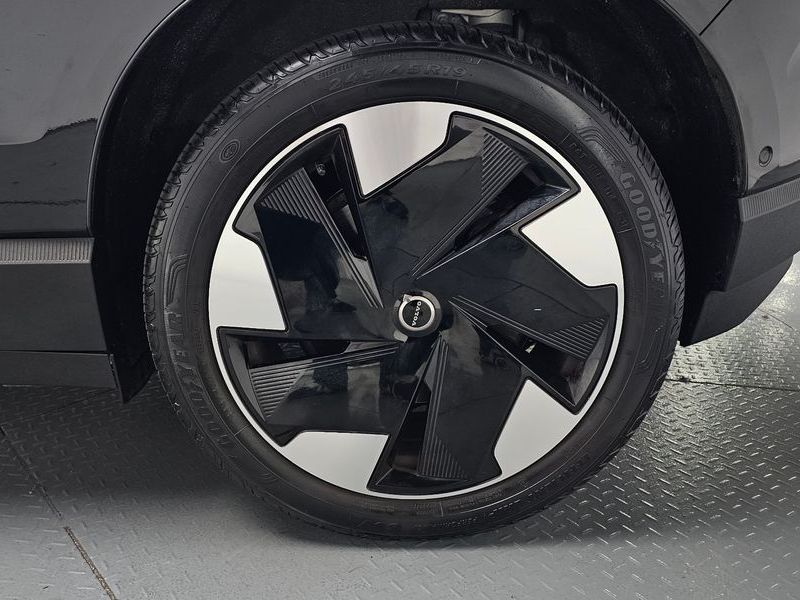 2025 Volvo EX30 Ultra photo 21