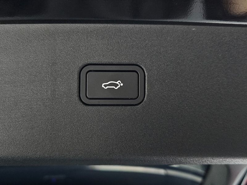 2025 Volvo EX30 Ultra photo 29