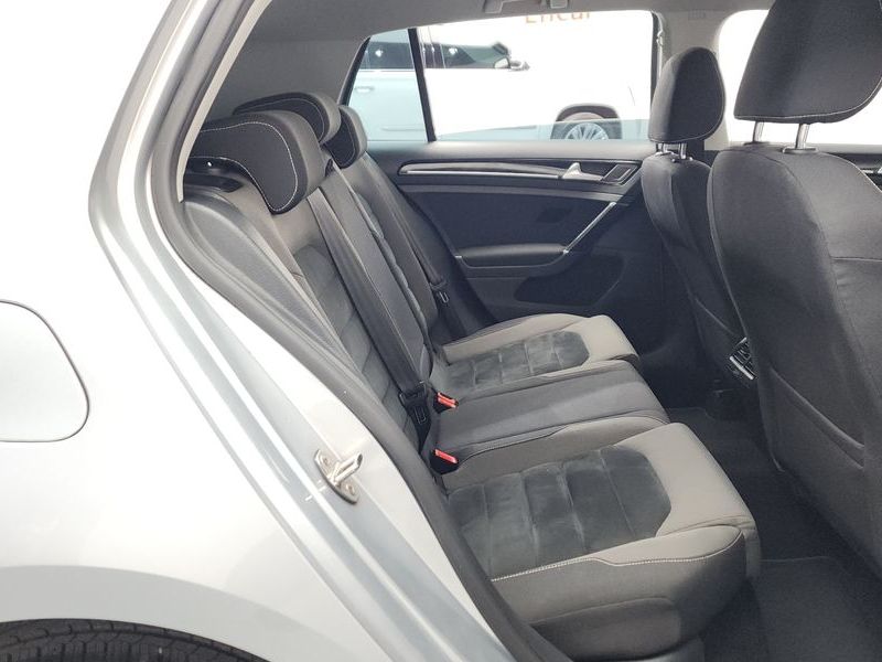 2013 Volkswagen Golf 1.6 TDI photo 11