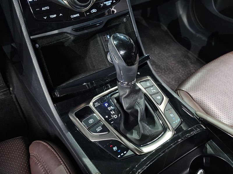 2012 Hyundai Grandeur HG330 Celebrity photo 9