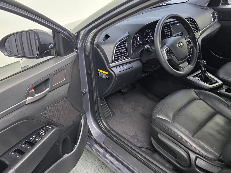 2018 Hyundai Avante 1.6 GDI Value Plus photo 11