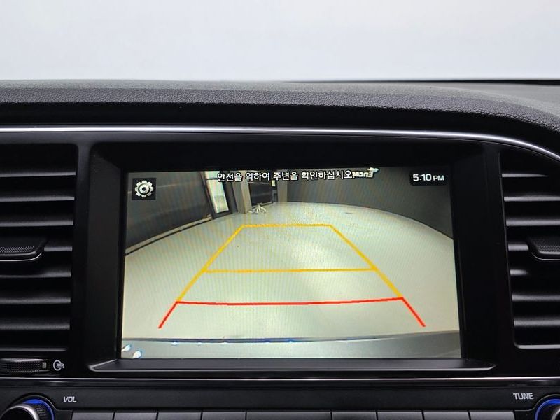 2018 Hyundai Avante 1.6 GDI Value Plus photo 17