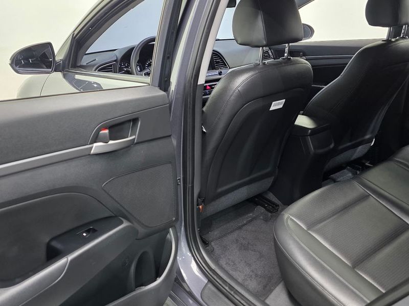 2018 Hyundai Avante 1.6 GDI Value Plus photo 19