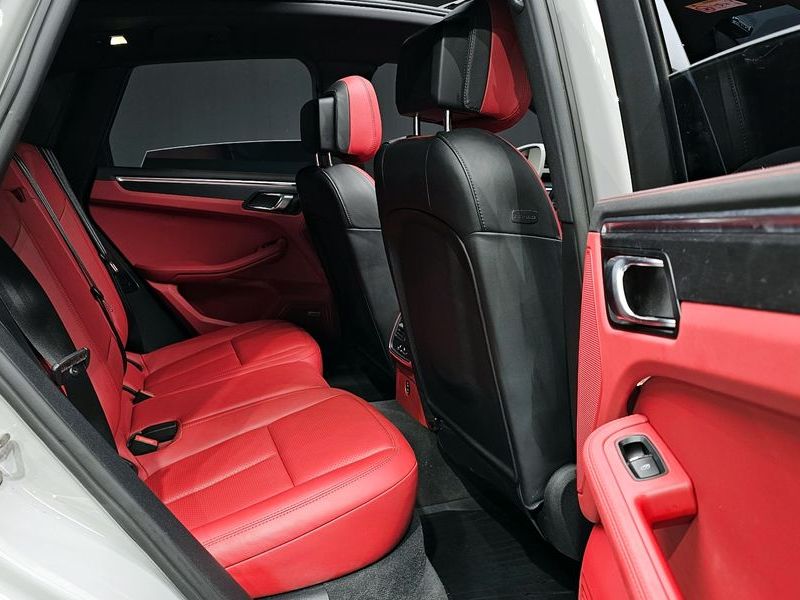2021 Porsche Macan 2.9 GTS 95B photo 12