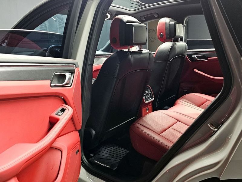 2021 Porsche Macan 2.9 GTS 95B photo 26