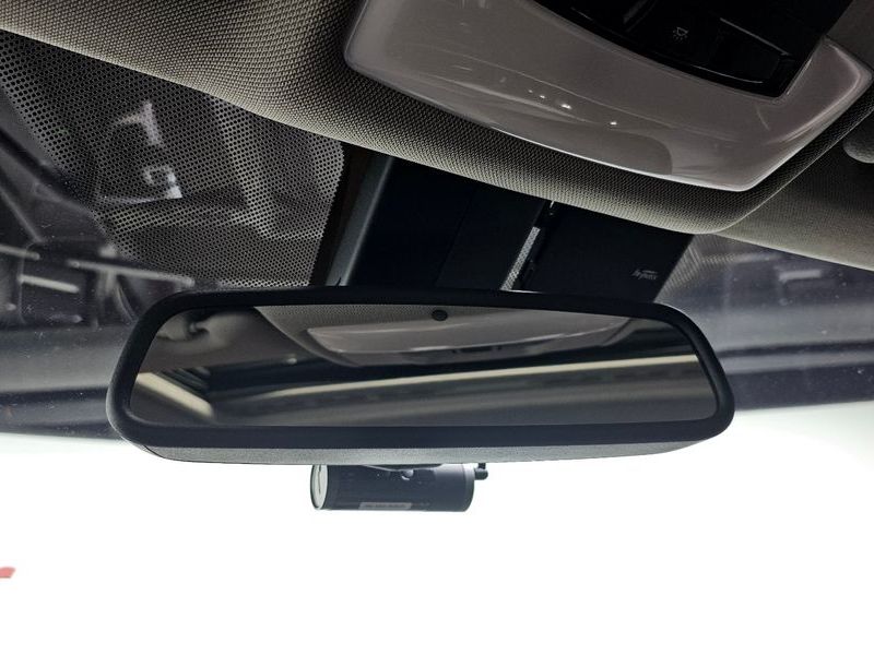 2013 BMW 3 Series 320d photo 16