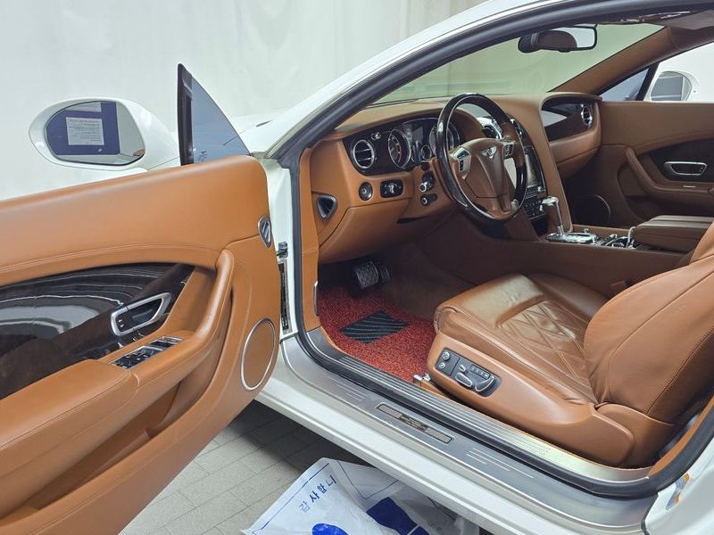 2012 Bentley Continental GT 6.0 GT photo 10