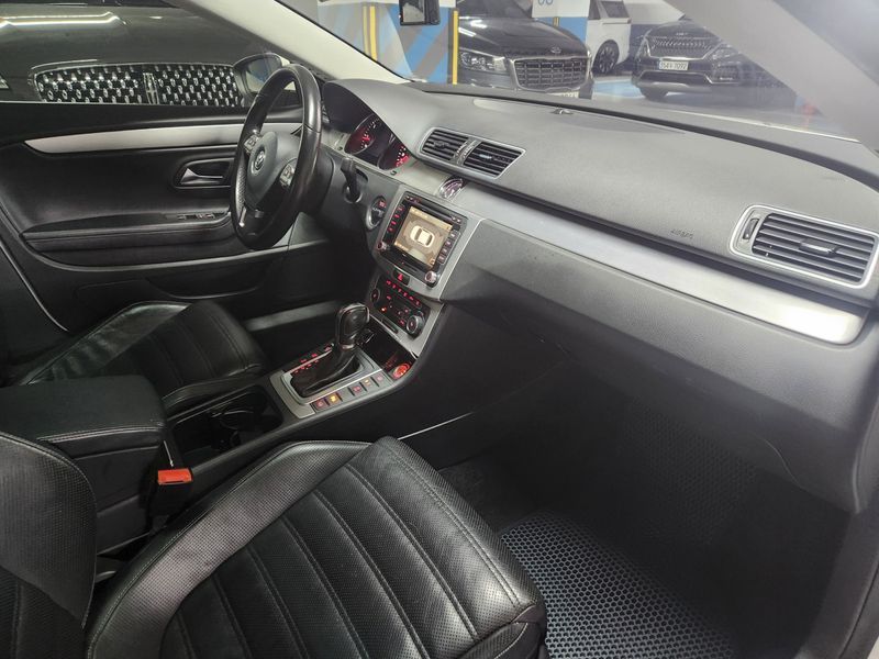 2012 Volkswagen CC 2.0 TDI BlueMotion photo 10