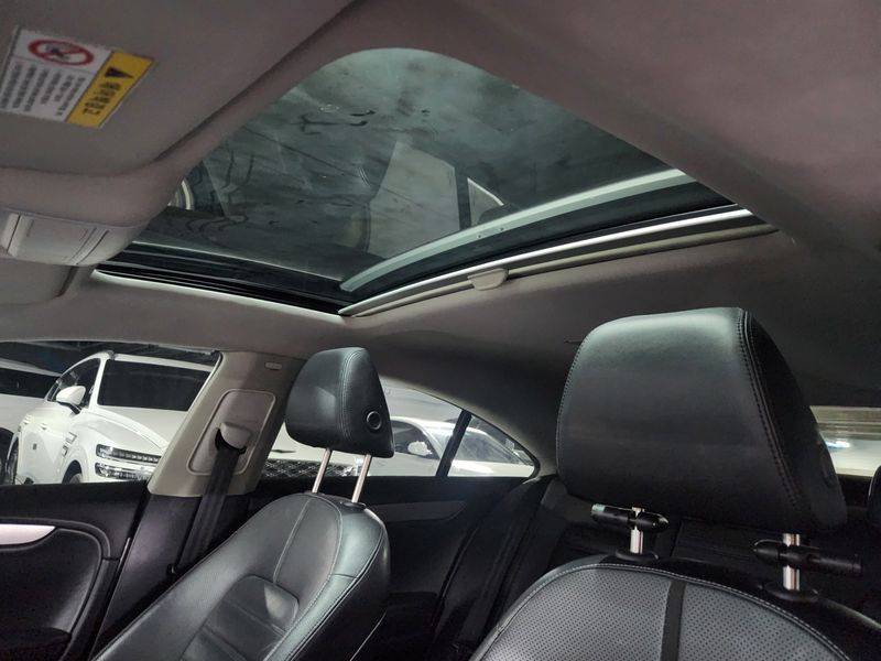 2012 Volkswagen CC 2.0 TDI BlueMotion photo 13