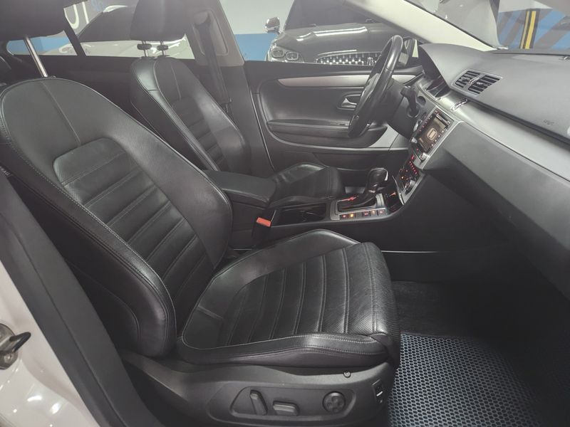 2012 Volkswagen CC 2.0 TDI BlueMotion photo 14