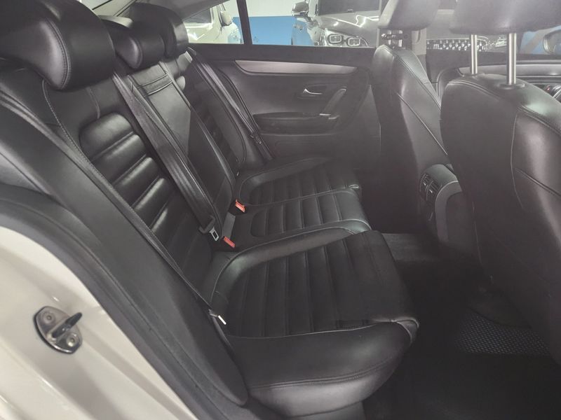 2012 Volkswagen CC 2.0 TDI BlueMotion photo 15