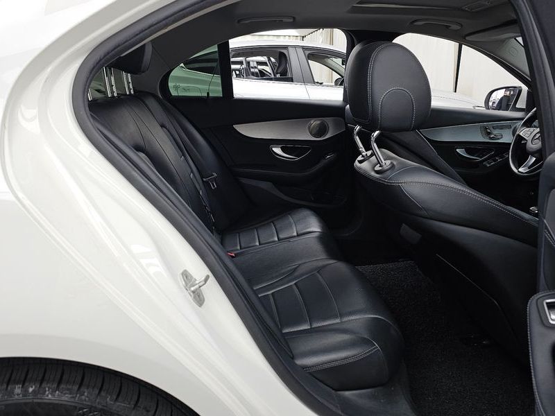 2015 Mercedes-Benz C-Class C200 Avantgarde photo 12