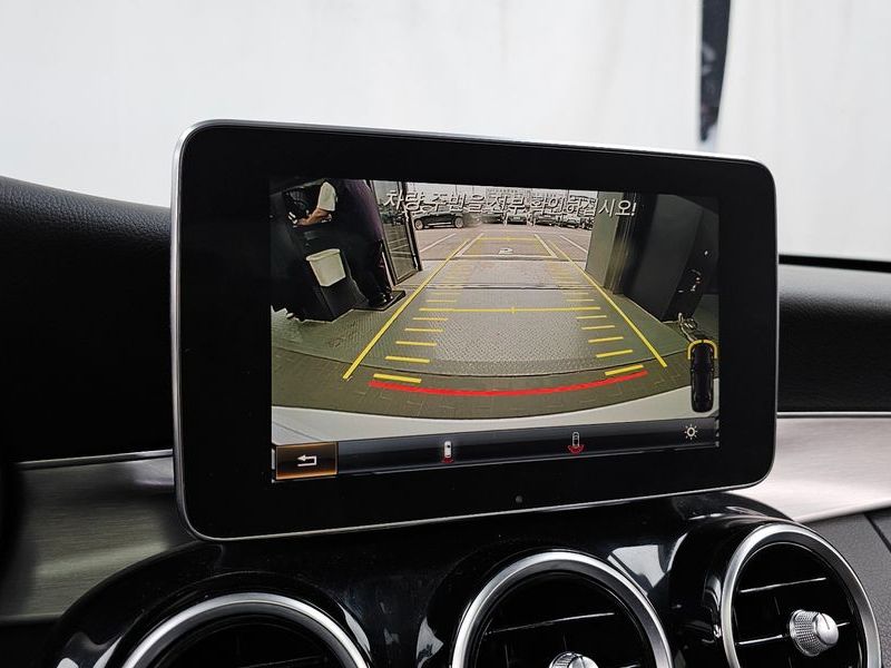 2015 Mercedes-Benz C-Class C200 Avantgarde photo 15