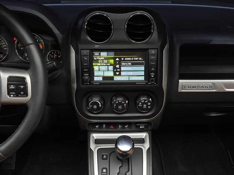 2014 Jeep Compass 2.4 Limited 1st photo 15