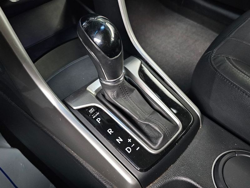 2014 Hyundai i30 Diesel 1.6 VGT PYL photo 9