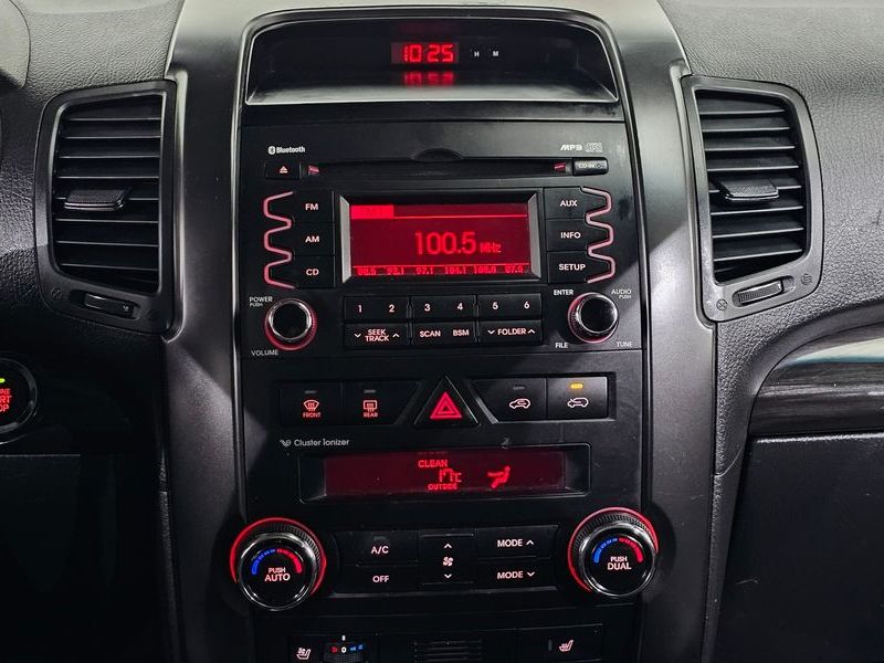 2012 Kia Sorento Diesel 2.0 2WD TLX Premium photo 14