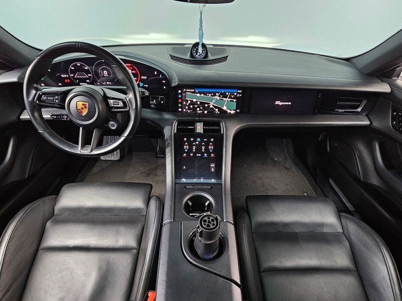 2020 Porsche Taycan 4S photo 7