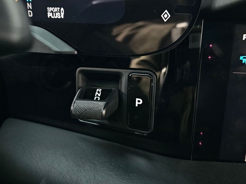 2020 Porsche Taycan 4S photo 9