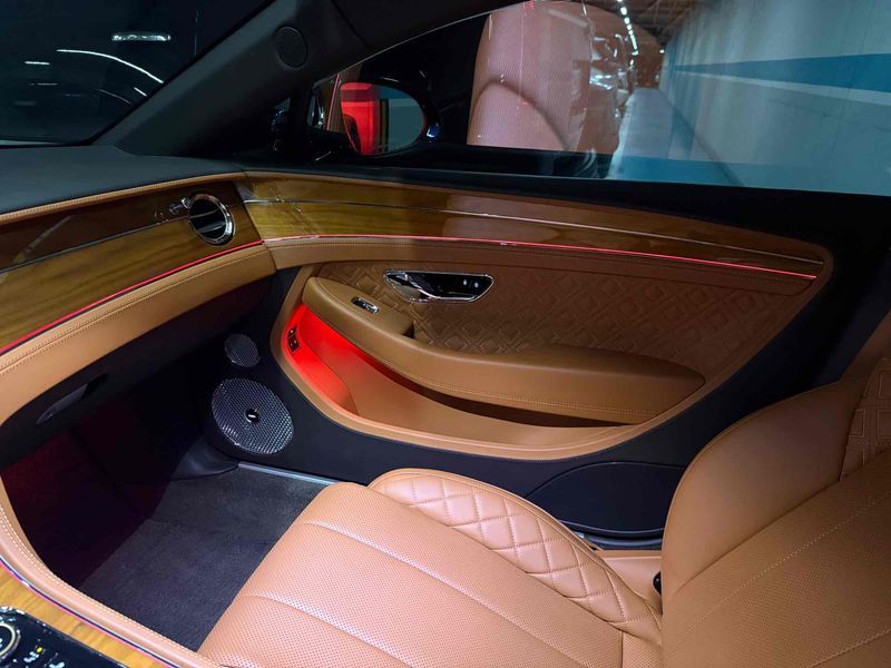 2020 Bentley Continental GT 4.0 GT photo 10