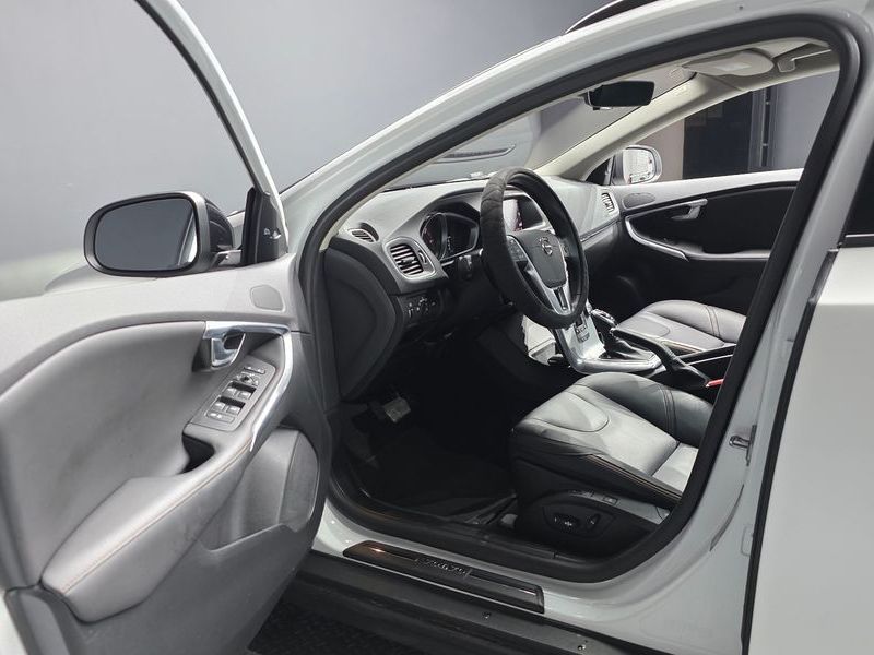 2019 Volvo V40 크로스컨트리 D3 photo 10