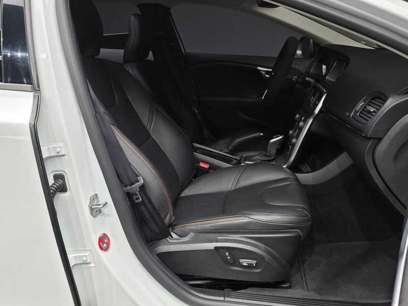 2019 Volvo V40 크로스컨트리 D3 photo 11