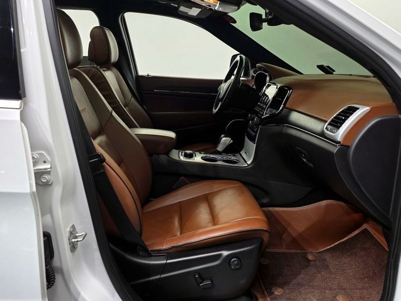 2020 Jeep Grand Cherokee 3.6 Summit WK2 photo 11