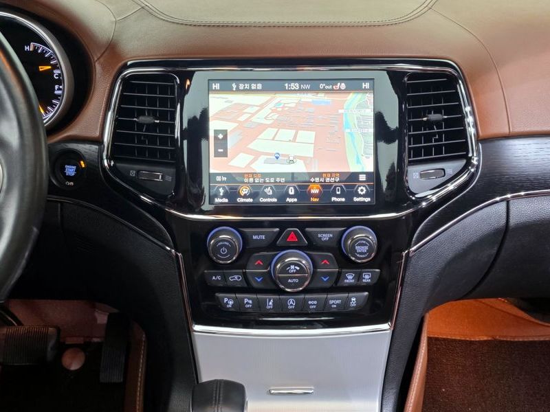 2020 Jeep Grand Cherokee 3.6 Summit WK2 photo 14